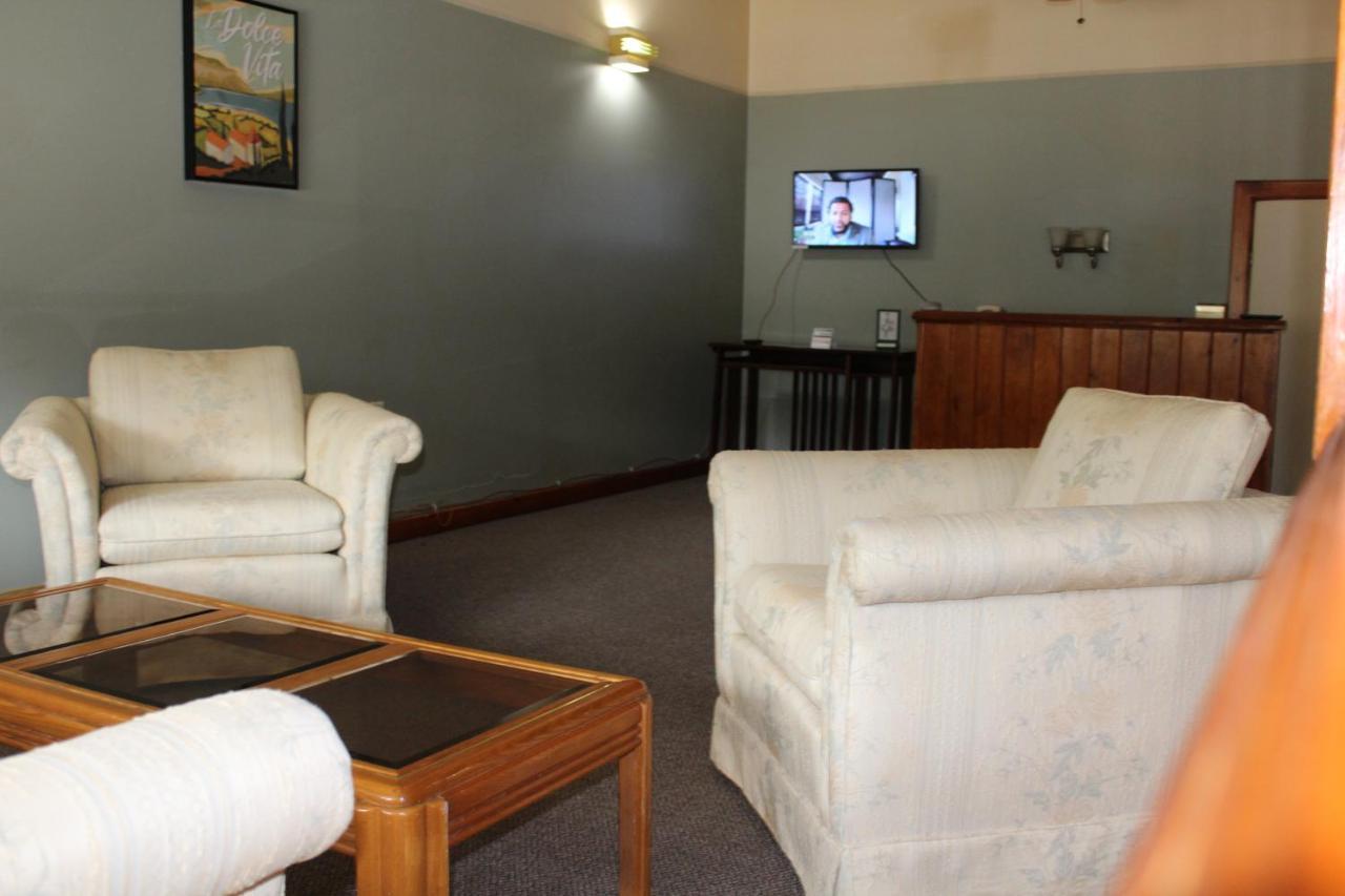 Two Rivers Motel Mattawa Екстериор снимка